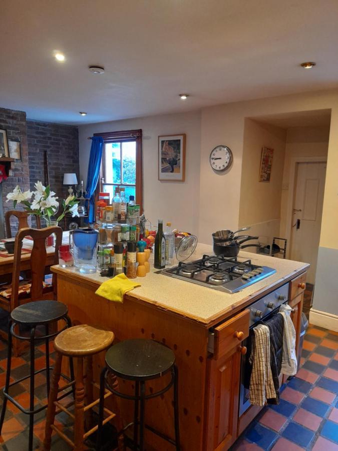 Annesley Park-Homestay Ap 더블린 외부 사진